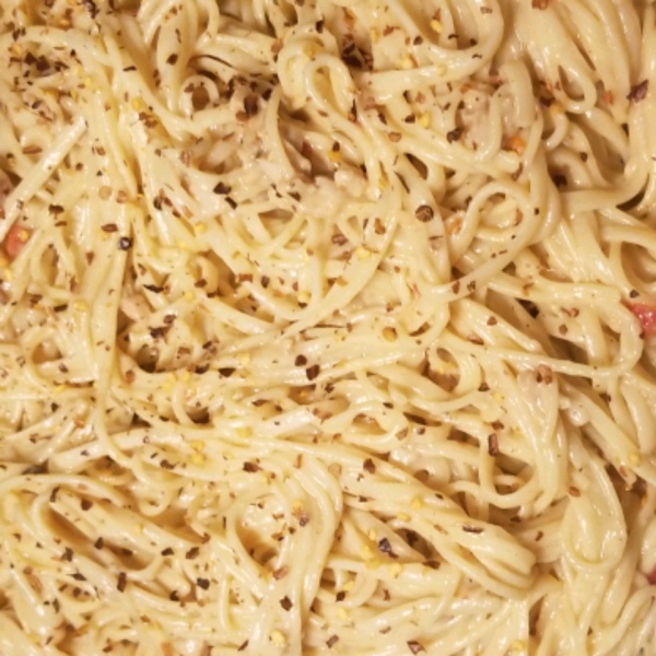 Creamy Linguine with Clam Sauce