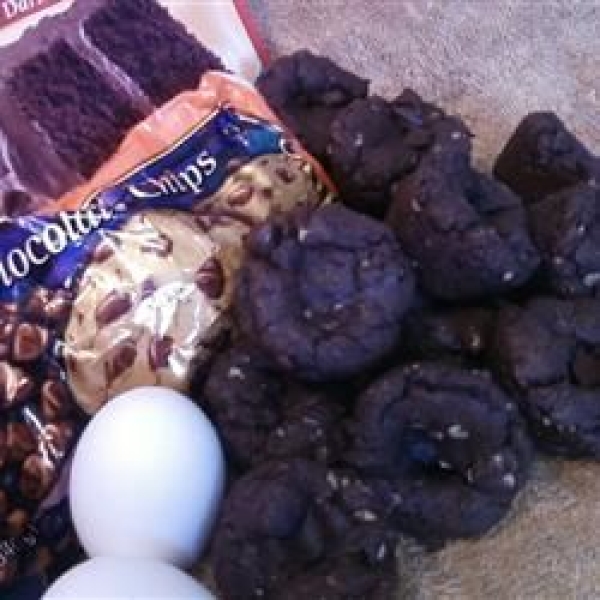 Chocolate Chip Cake Mix Cookies
