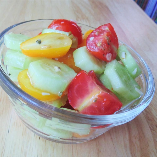 Wish-Bone® Cucumber and Cherry Tomato Salad
