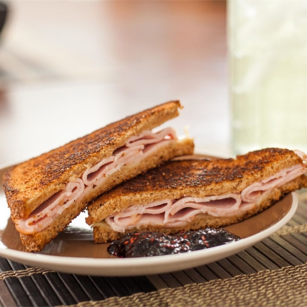 Sweet and Spicy Turkey Sandwich