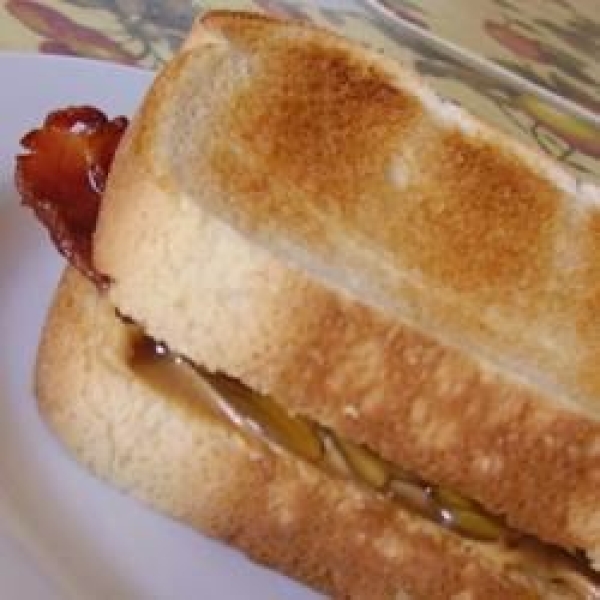 Peanut Butter, Bacon and Honey Sandwich