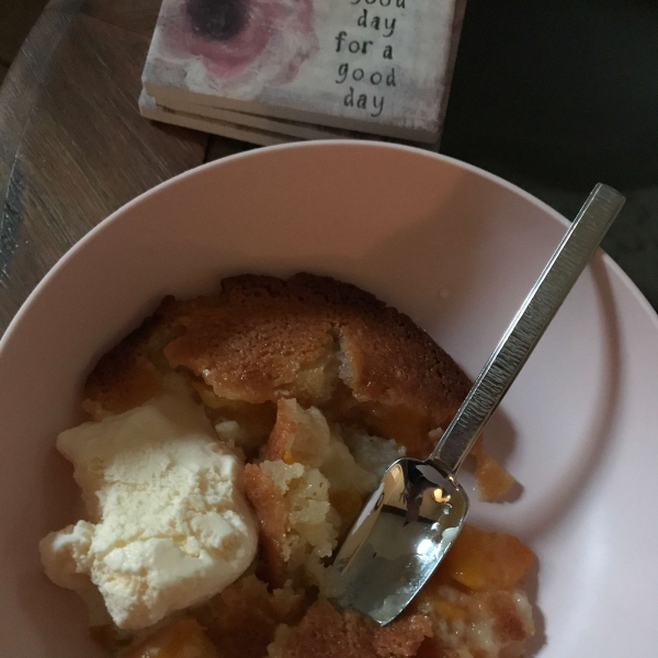Mama's Texas-Style Peach Cobbler