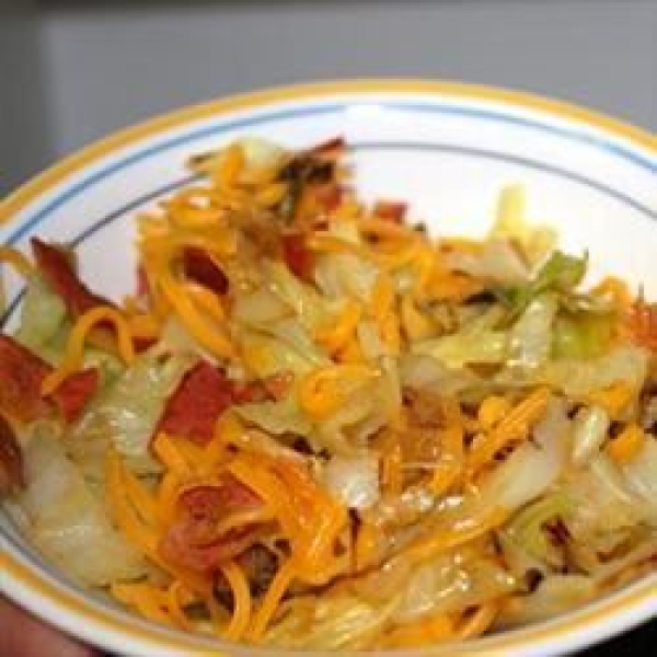 DeeAnn's Cheesy Bacon Cabbage