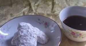 Crescent Cookies
