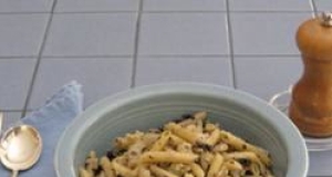 Pasta with Cauliflower and Olives