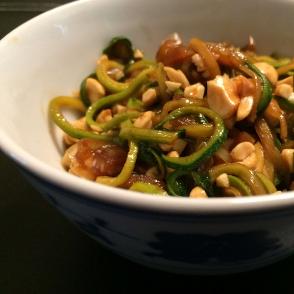 Sticky Peanut Zoodles