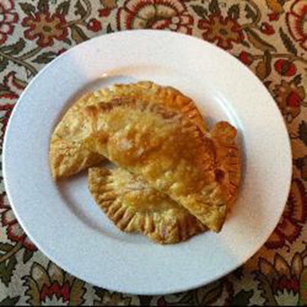 Empanadas de Pollo al Verdeo (Chicken and Spring Onion Empanadas)