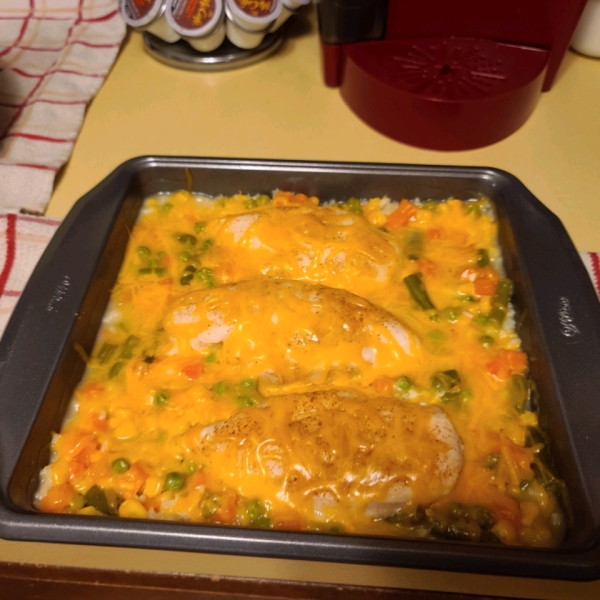 Campbell's Cheesy Chicken and Rice Casserole