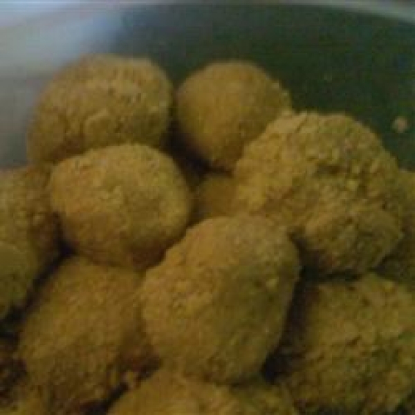 Peanut Butter Balls with Graham Crackers