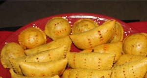 Spicy Harissa Meat Pies