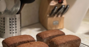 Janet's Famous Banana Nut Bread