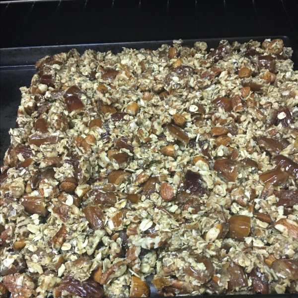 Pecan Almond Date Bars