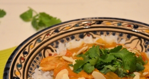 Slow Cooker Chicken Curry with Coconut Milk