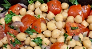 Chickpea Salad with Red Onion and Tomato