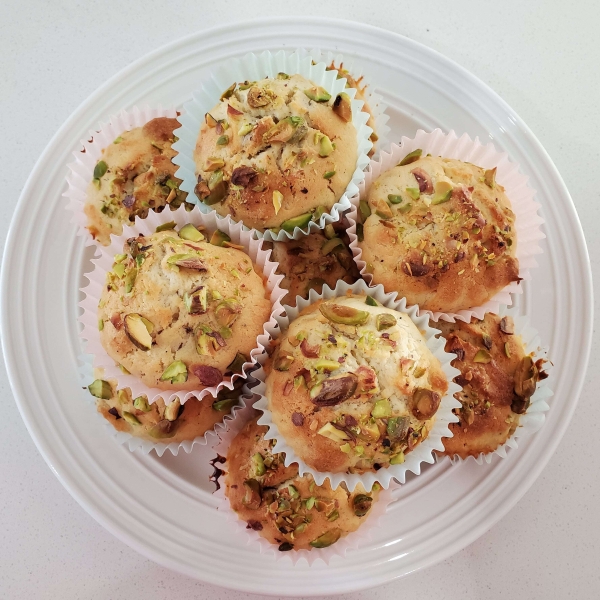 Yazdi Cakes