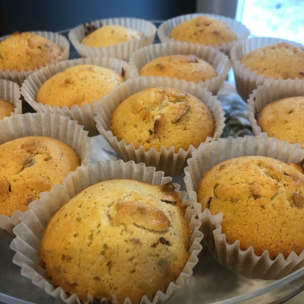 Yazdi Cakes
