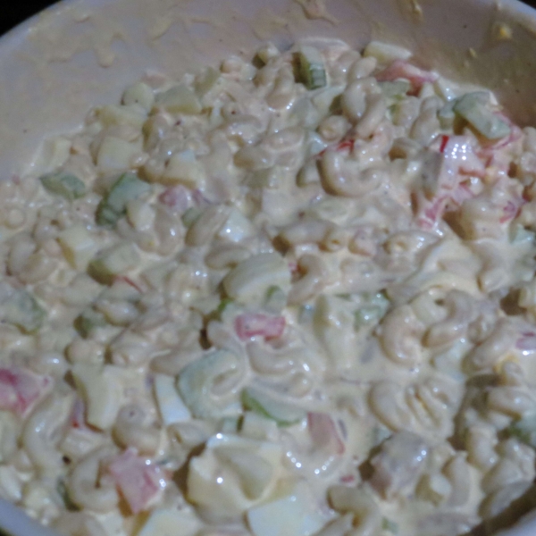 The Best Macaroni Cucumber Salad
