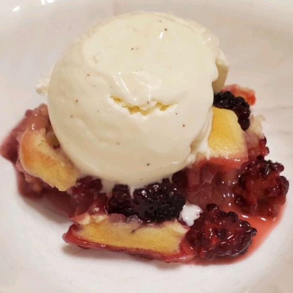 Emily's Blackberry Cobbler