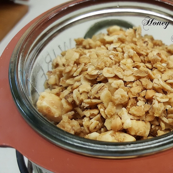 Honey Peanut Granola
