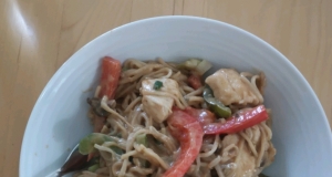 Thai Peanut Chicken Lo Mein