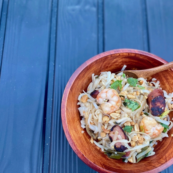 Easy Pad Thai with Shrimp and Hillshire Farm® Smoked Sausage