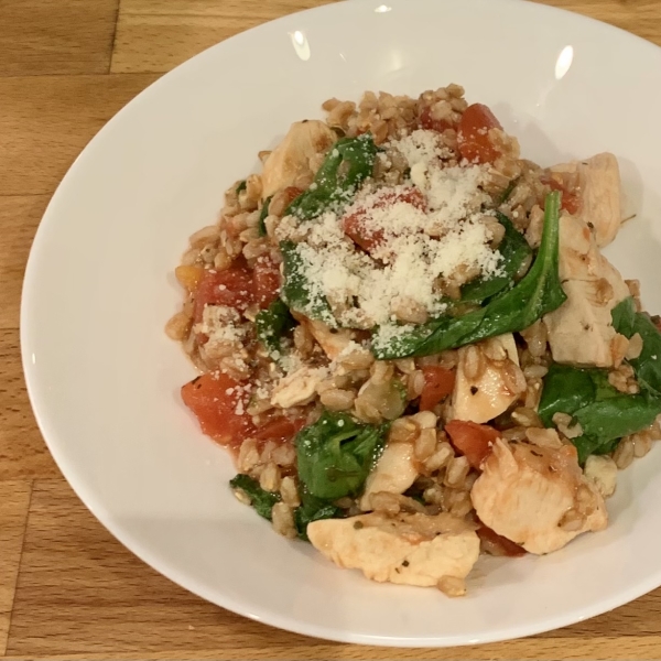 One-Skillet Italian Chicken, Spinach, and Farro
