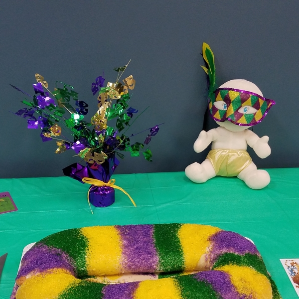 The Best Cream Cheese King Cake