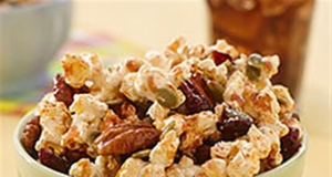 Sweet and Spicy Sriracha Popcorn Mix