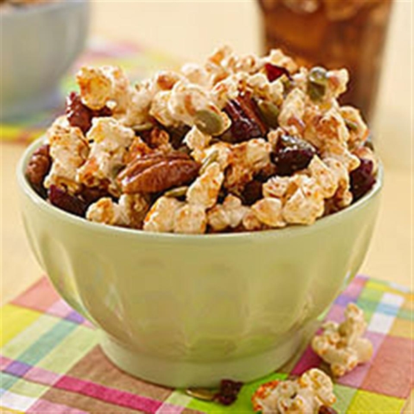 Sweet and Spicy Sriracha Popcorn Mix