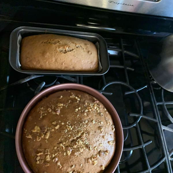 Lauri's Yummy Nut Bread