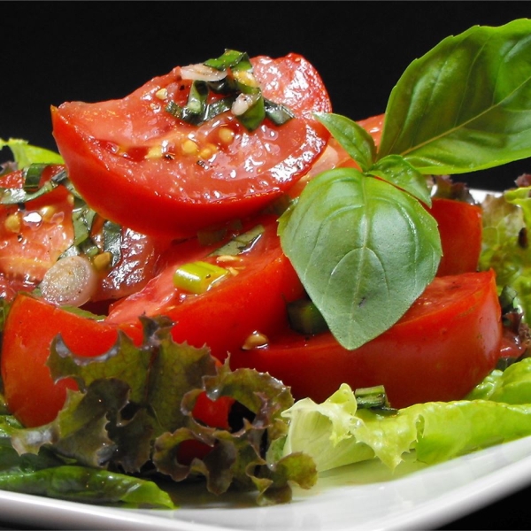 Summer Tomato Salad
