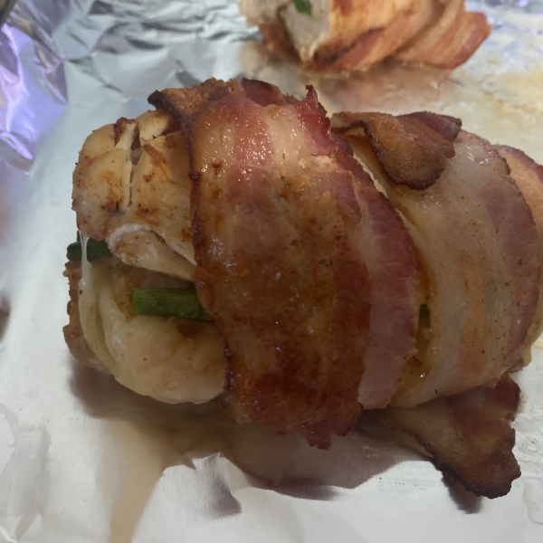Bacon-Wrapped Stuffed Chicken Breasts in the Air Fryer