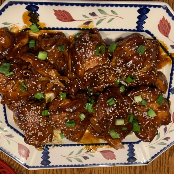 Instant Pot® Garlic-Sesame Chicken Thighs