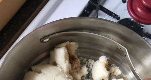 Siopao (Filipino Steamed Dumplings)