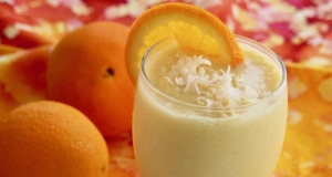 Creamy Orange-Coconut Smoothie