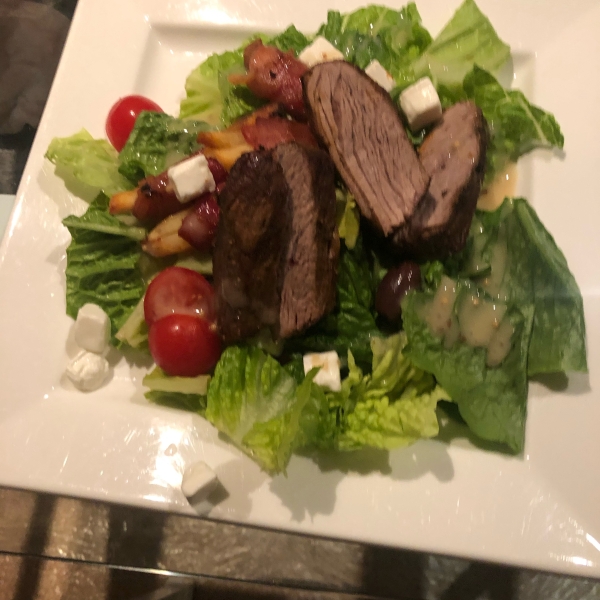 Blackened Steak Salad with Berry Vinaigrette