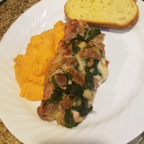 Chicken Breast Stuffed with Spinach Blue Cheese and Bacon
