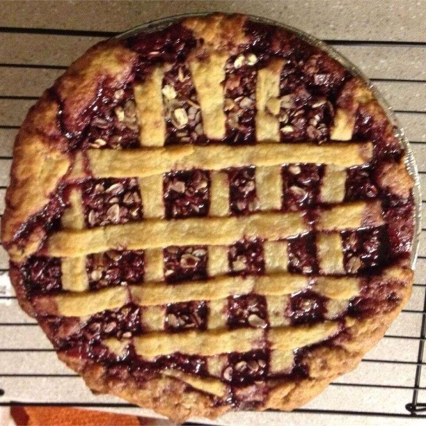 Poppin' Jalapeno Blackberry Pie