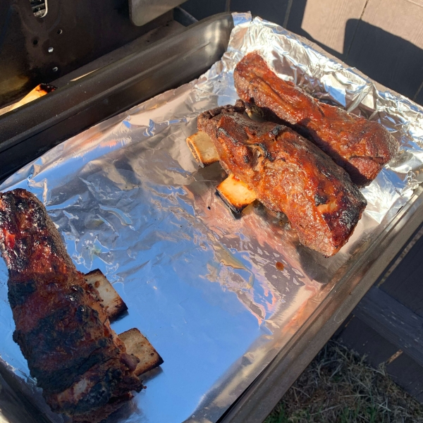 Grilled BBQ Short Ribs with Dry Rub