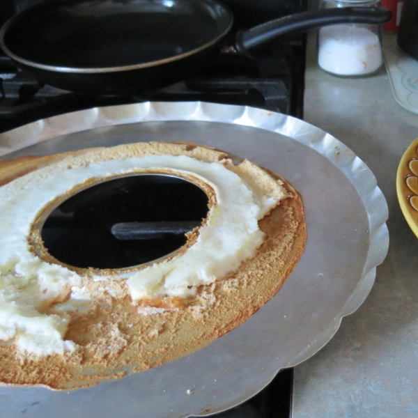 2-Ingredient Pineapple Angel Food Cake
