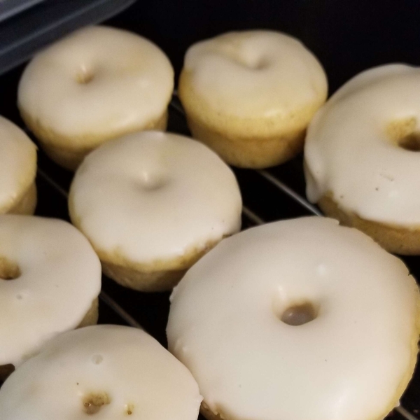 Fluffy Cake Doughnuts