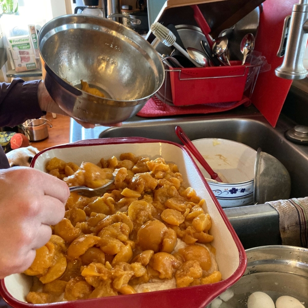 Mason Jar Peach Cobbler