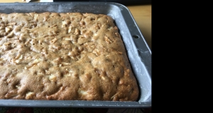 Easy Caramel Apple Cake
