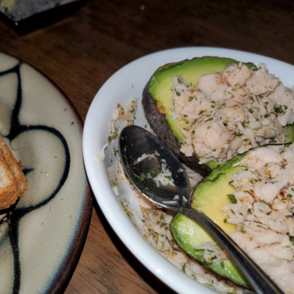 Mexi-Chicken Avocado Cups