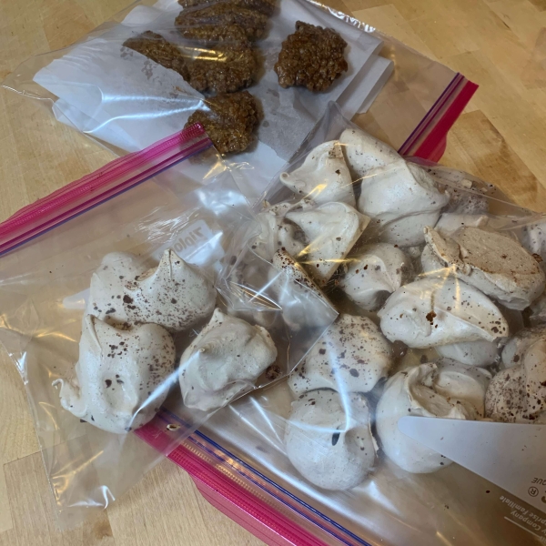 Chocolate Meringue Cookies