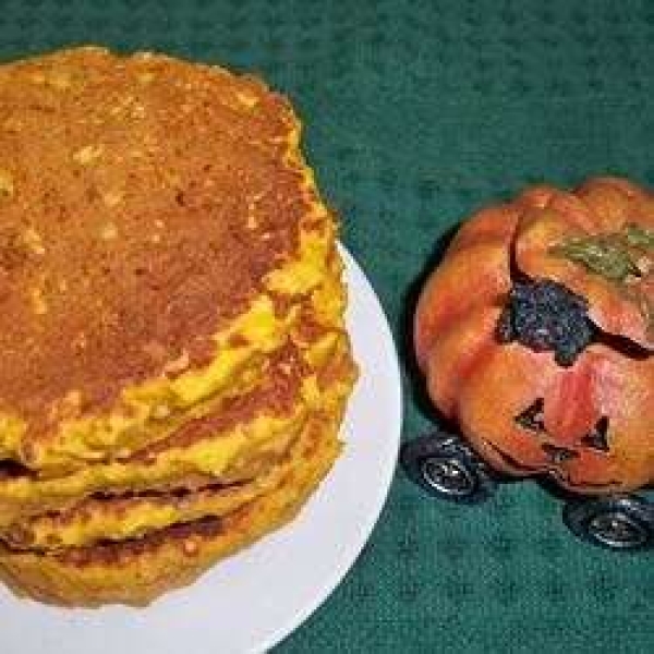 Jack-O-Lantern Pumpkin Pancakes