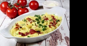 Spicy Garlic-Parmesan Spaghetti Squash with Bacon