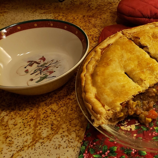 Easy Mini Ale and Meat Pies
