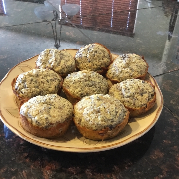 Keto Low-Carb Lemon Poppy Seed Muffins
