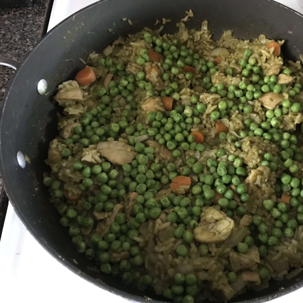 Arroz con Pollo Perunao (Peruvian Rice with Chicken)
